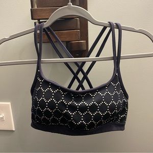 Athleta Women’s Eyelet Full Focus Bra Navy- SZ S
